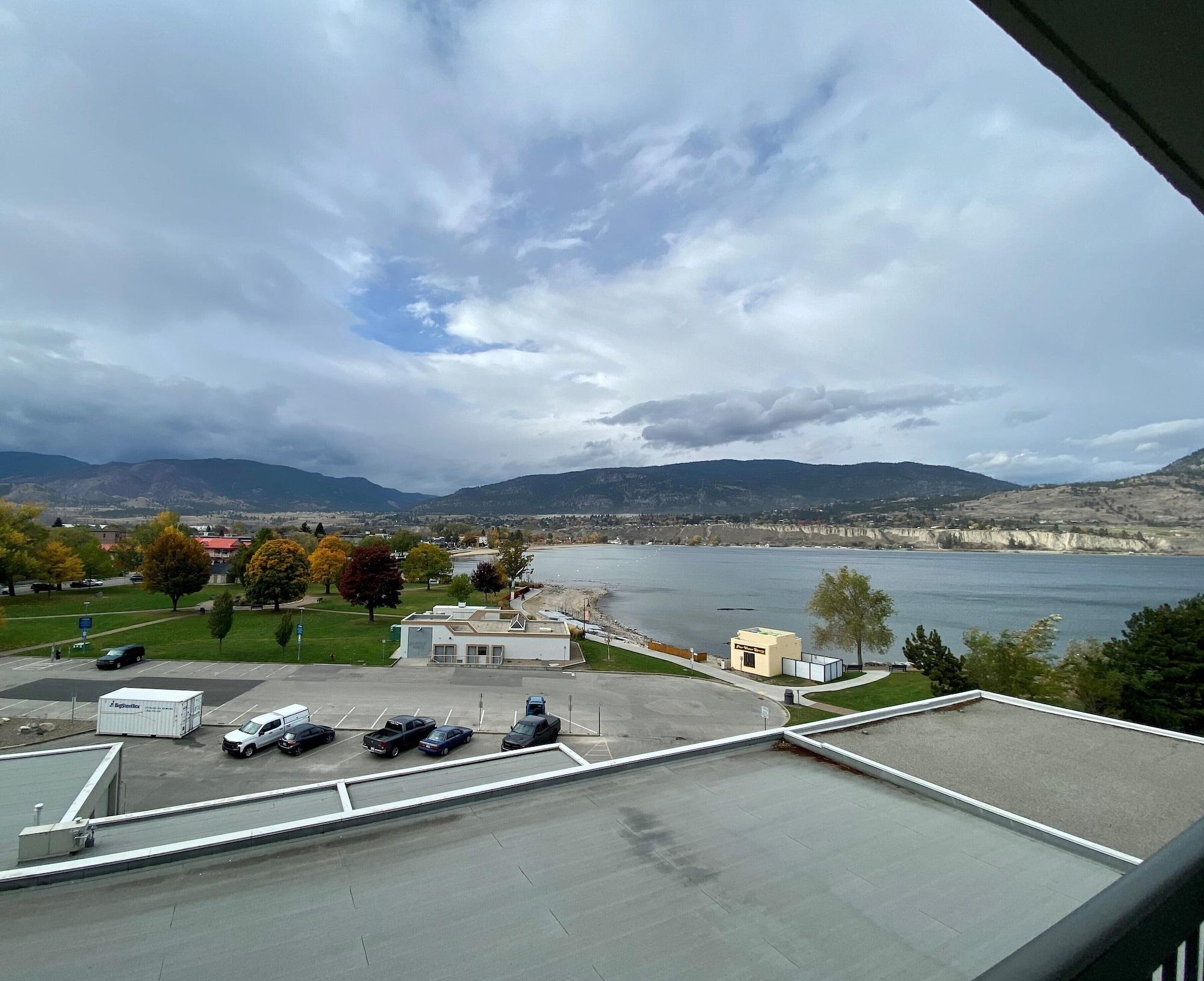 Penticton Lakeside Resort Buitenkant foto